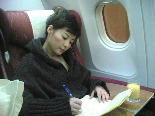 明星坐飞机教程图解,图解明星坐飞机教程