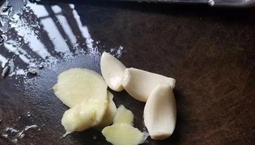 白皮瓜怎么去皮切块吃,轻松享受夏日清新美味